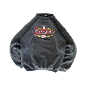 WESTSIDE STOREY VINTAGE | VINTAGE 90'S KC CHIEFS LOGO 7 EMBROIDERED SWEATSHIRT - BLACK *LIGHT MARK - Westside Storey