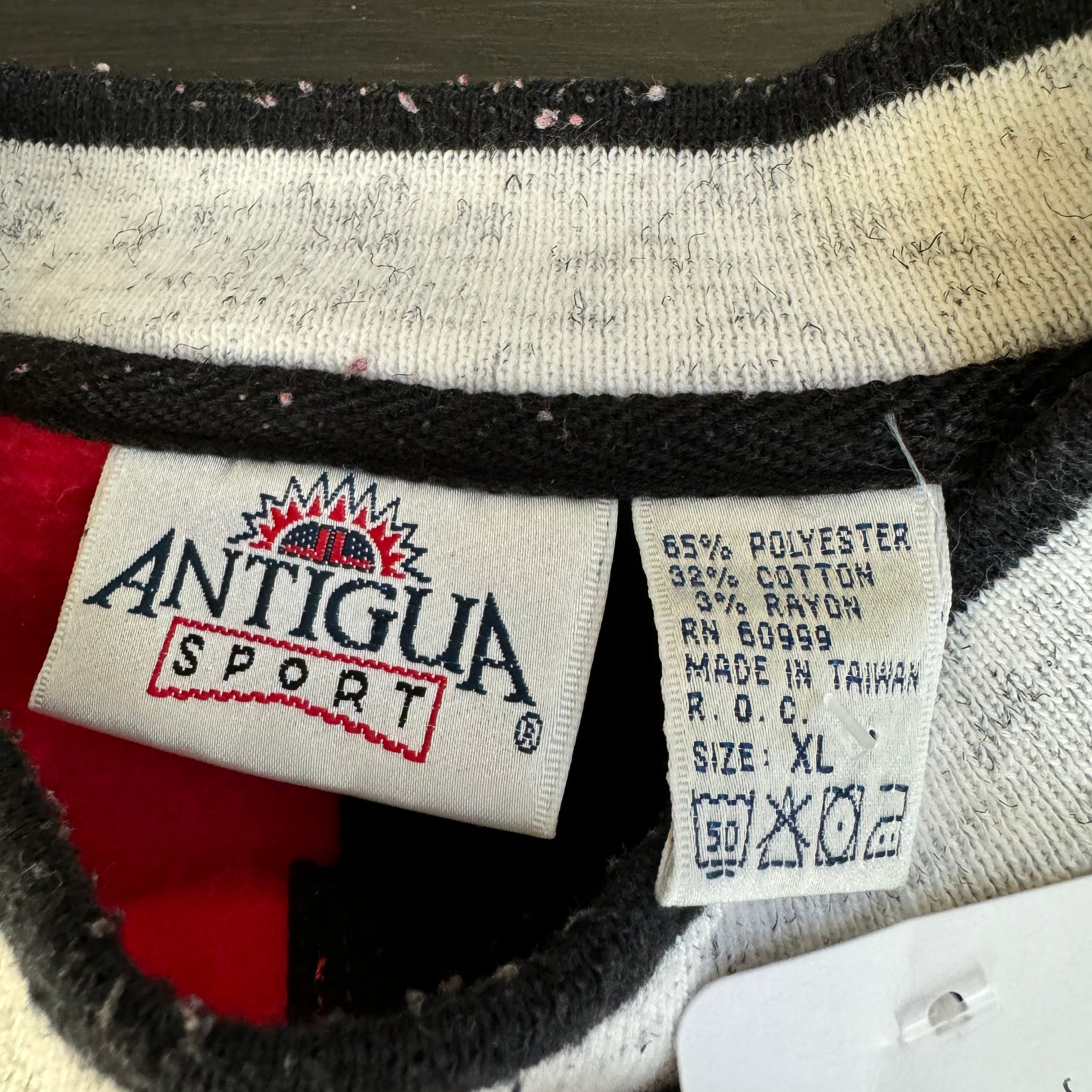 WESTSIDE STOREY VINTAGE | VINTAGE 90'S KC CHIEFS ANTIGUA COLOR BLOCK SWEATSHIRT - GRAY - Westside Storey