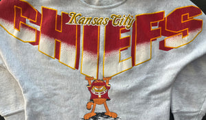 WESTSIDE STOREY VINTAGE | VINTAGE 90S GARFIELD SPELLOUT KC CHIEFS SWEATSHIRT - GRAY - Westside Storey