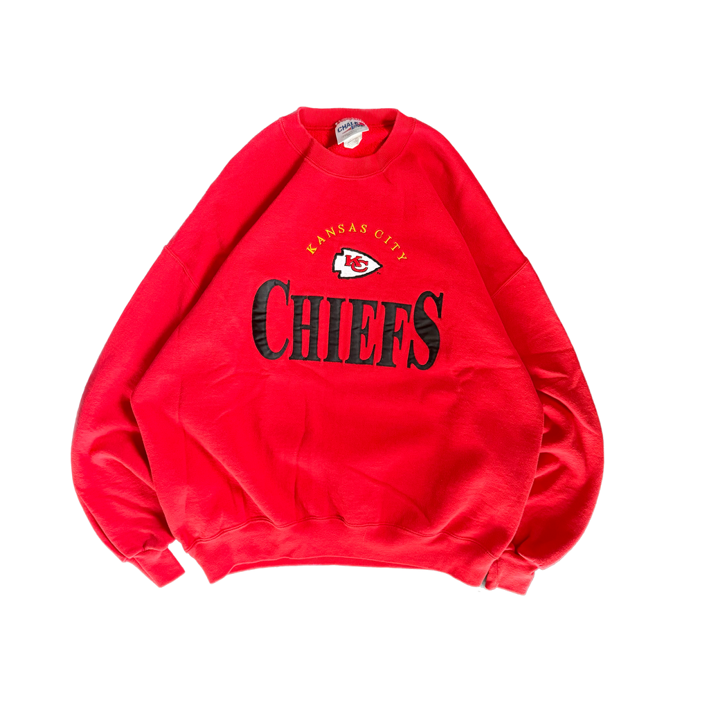 WESTSIDE STOREY VINTAGE | VINTAGE 90'S KC CHIEFS CHALK LINE STITCHED SWEATSHIRT - RED - Westside Storey