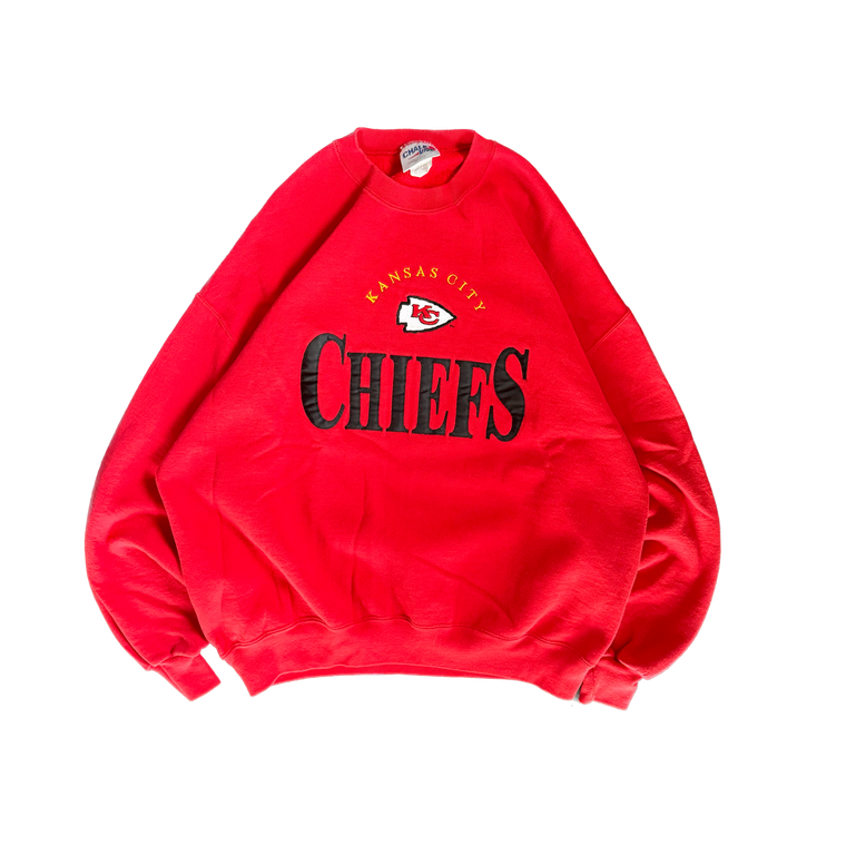 WESTSIDE STOREY VINTAGE | VINTAGE 90'S KC CHIEFS CHALK LINE STITCHED SWEATSHIRT - RED