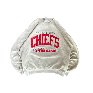WESTSIDE STOREY VINTAGE | VINTAGE 90'S KC CHIEFS RUSSELL STITCHED SWEATSHIRT - GRAY - Westside Storey