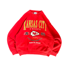 WESTSIDE STOREY VINTAGE | VINTAGE 90'S KC CHIEFS HEAVY GALT SAND SWEATSHIRT - RED - Westside Storey