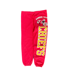 WESTSIDE STOREY VINTAGE | VINTAGE 80'S KC CHIEFS ARTEX SPELL OUT SWEATS - RED - Westside Storey