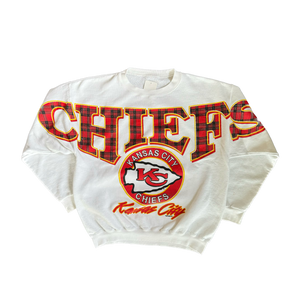 WESTSIDE STOREY VINTAGE | VINTAGE 90'S KC CHIEFS CLIFF ENGLE SPELLOUT SWEATHSIRT - WHITE - Westside Storey