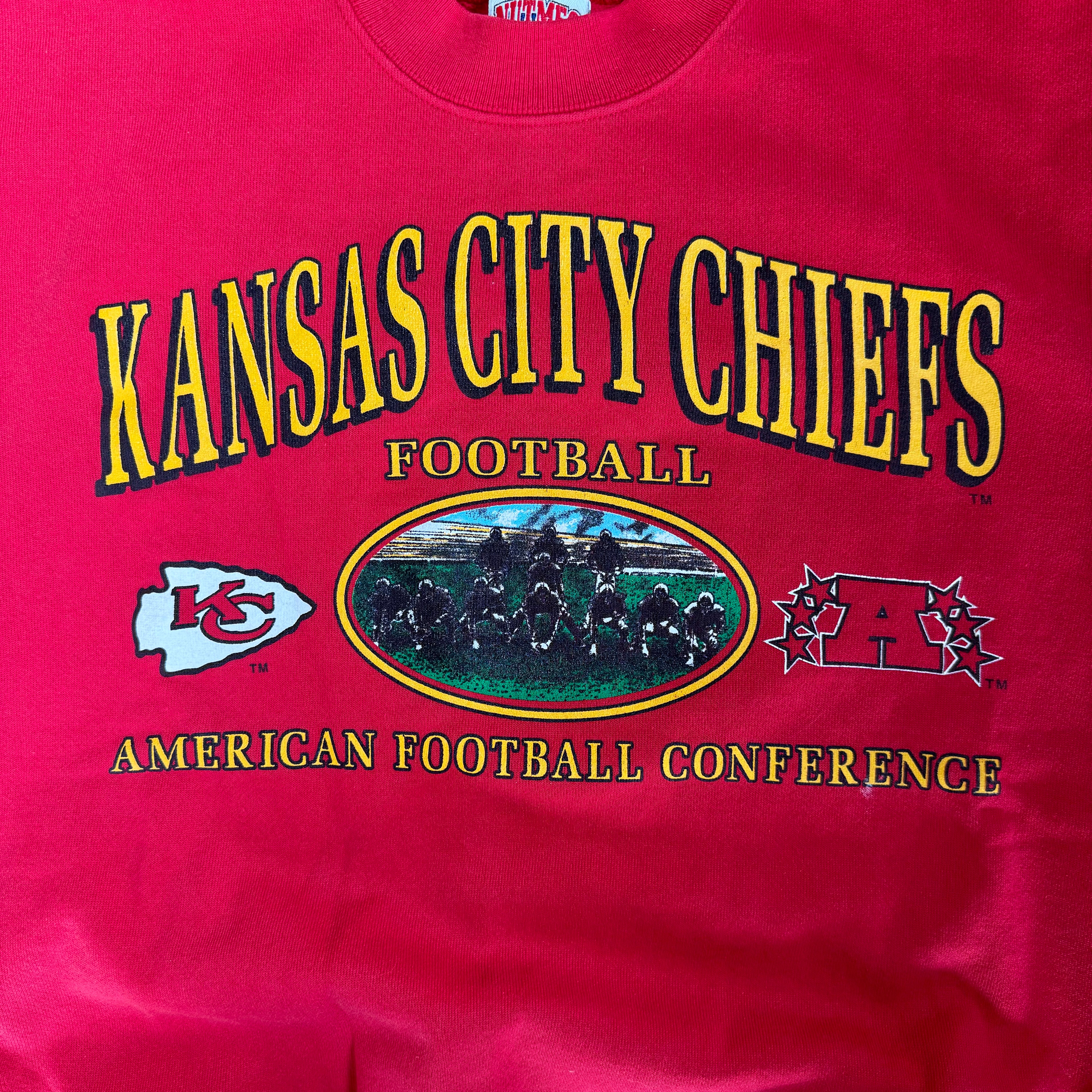 WESTSIDE STOREY VINTAGE | VINTAGE 90'S KC CHIEFS NUTMEG SWEATSHIRT - RED - Westside Storey