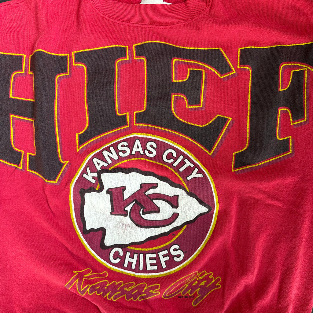 WESTSIDE STOREY VINTAGE | VINTAGE 90'S KC CHIEFS SPELLOUT SWEATSHIRT - RED - Westside Storey