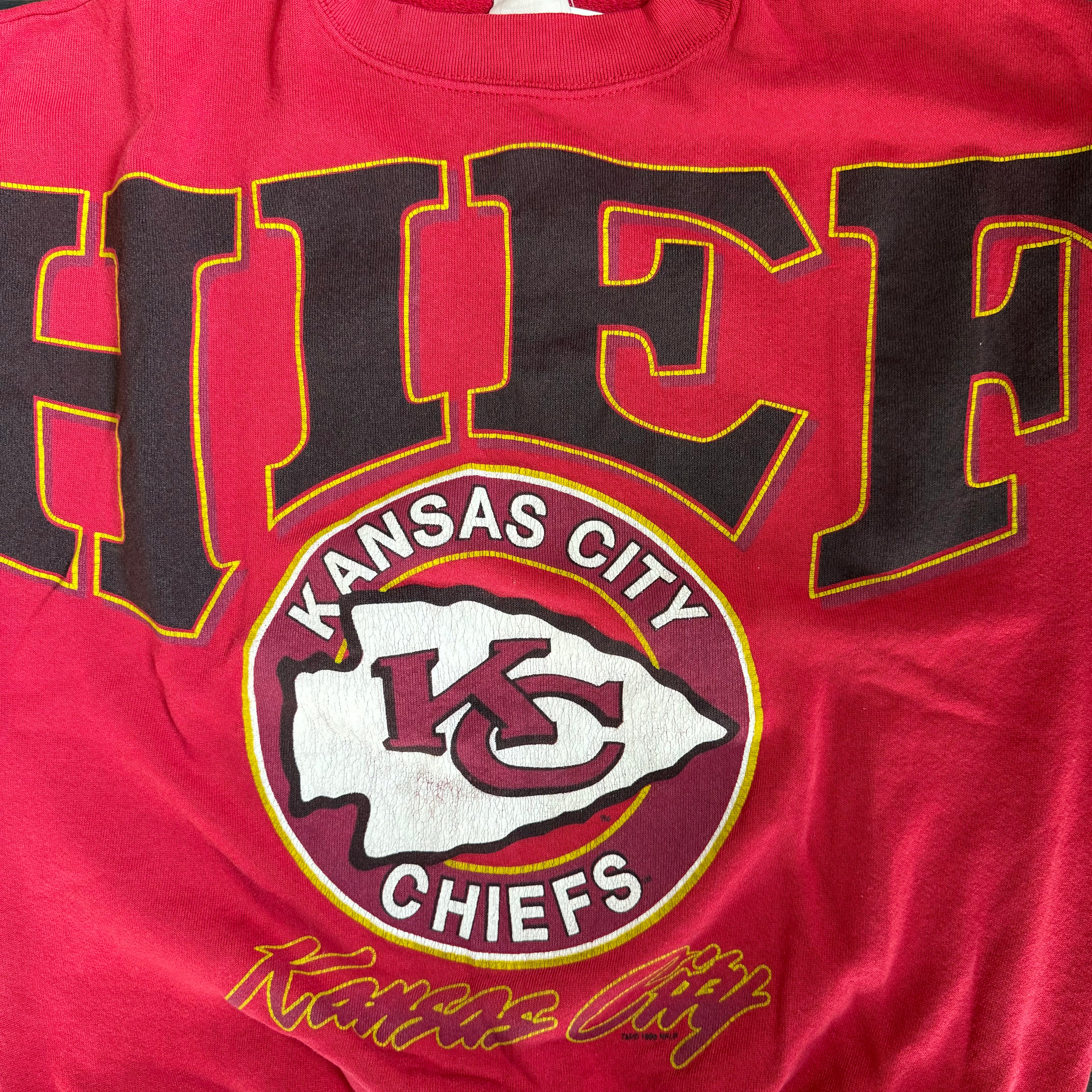 WESTSIDE STOREY VINTAGE | VINTAGE 90'S KC CHIEFS SPELLOUT SWEATSHIRT - RED - Westside Storey