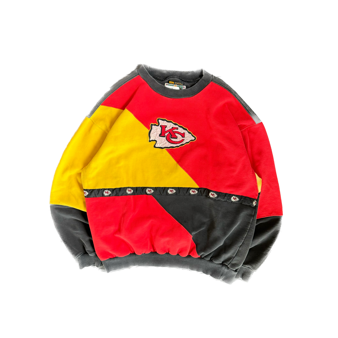 WESTSIDE STOREY VINTAGE | VINTAGE 90'S KC CHIEFS CLASSIC TEAM COLLECTION COLOR BLOCK SWEATSHIRT - RED