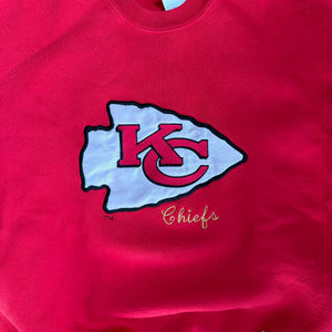 WESTSIDE STOREY VINTAGE | VINTAGE 90'S KC CHIEFS LEGENDS NFL FITNESS CLEAN SWEATSHIRT - RED - Westside Storey