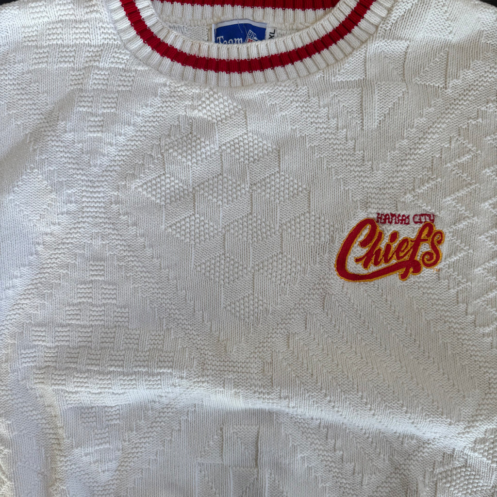 WESTSIDE STOREY VINTAGE | VINTAGE 90'S KC CHIEFS NUTMEG CABLE KNIT SWEATER - WHITE - Westside Storey