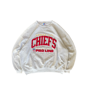 WESTSIDE STOREY VINTAGE | VINTAGE 90'S KC CHIEFS RUSSELL STITCHED SWEATSHIRT - GRAY - Westside Storey