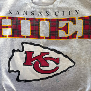 WESTSIDE STOREY VINTAGE | VINTAGE 90'S KC CHIEFS CLIFF ENGLE SPELLOUT SWEATSHIRT *LIGHT MARKS - GRAY - Westside Storey