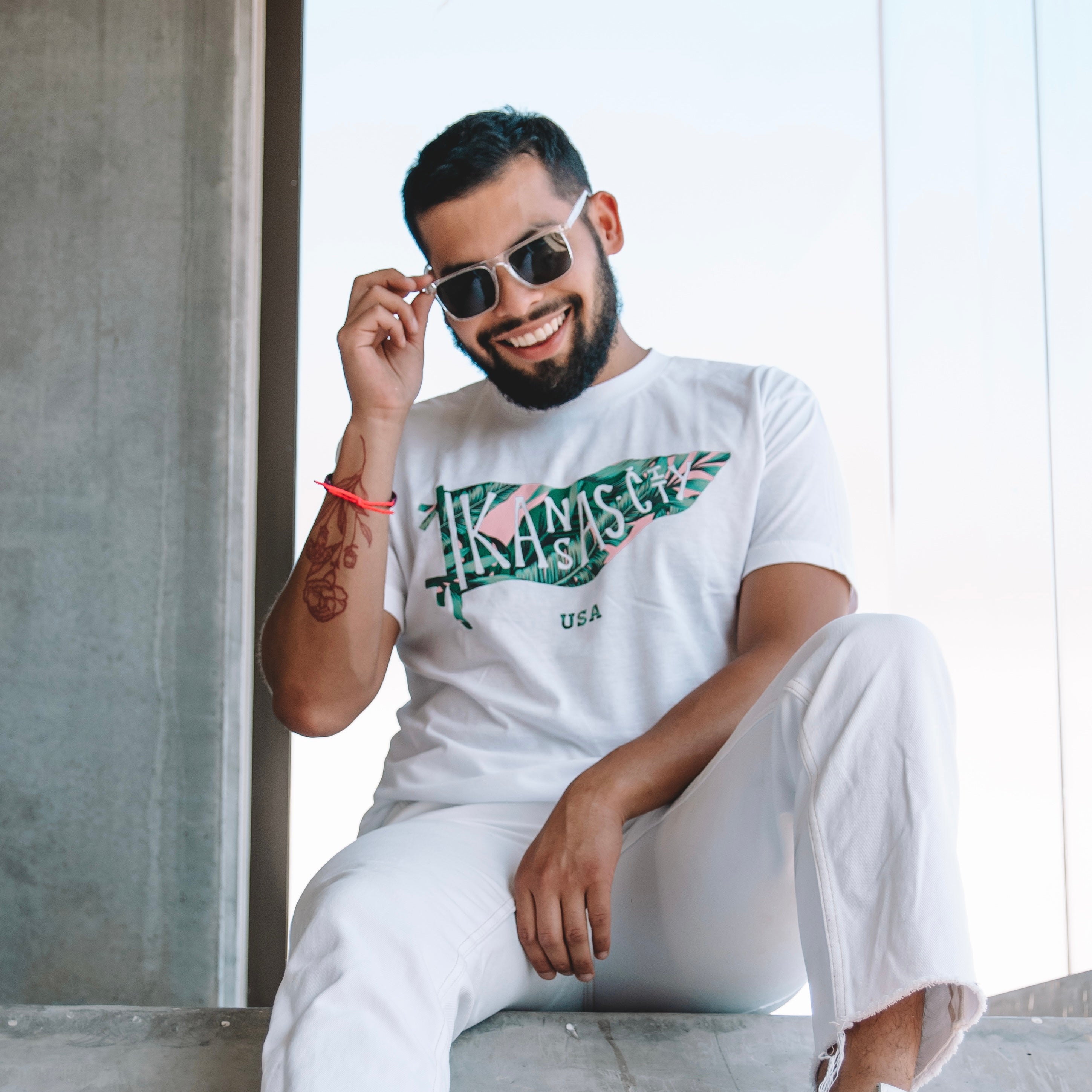 model wearing palm kc pennant tee