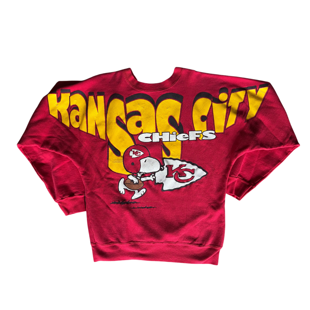 WESTSIDE STOREY VINTAGE | VINTAGE 90S CHIEFS SNOOPY SPELLOUT SWEATSHIRT - Westside Storey