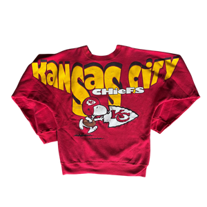 WESTSIDE STOREY VINTAGE | VINTAGE 90S CHIEFS SNOOPY SPELLOUT SWEATSHIRT - Westside Storey