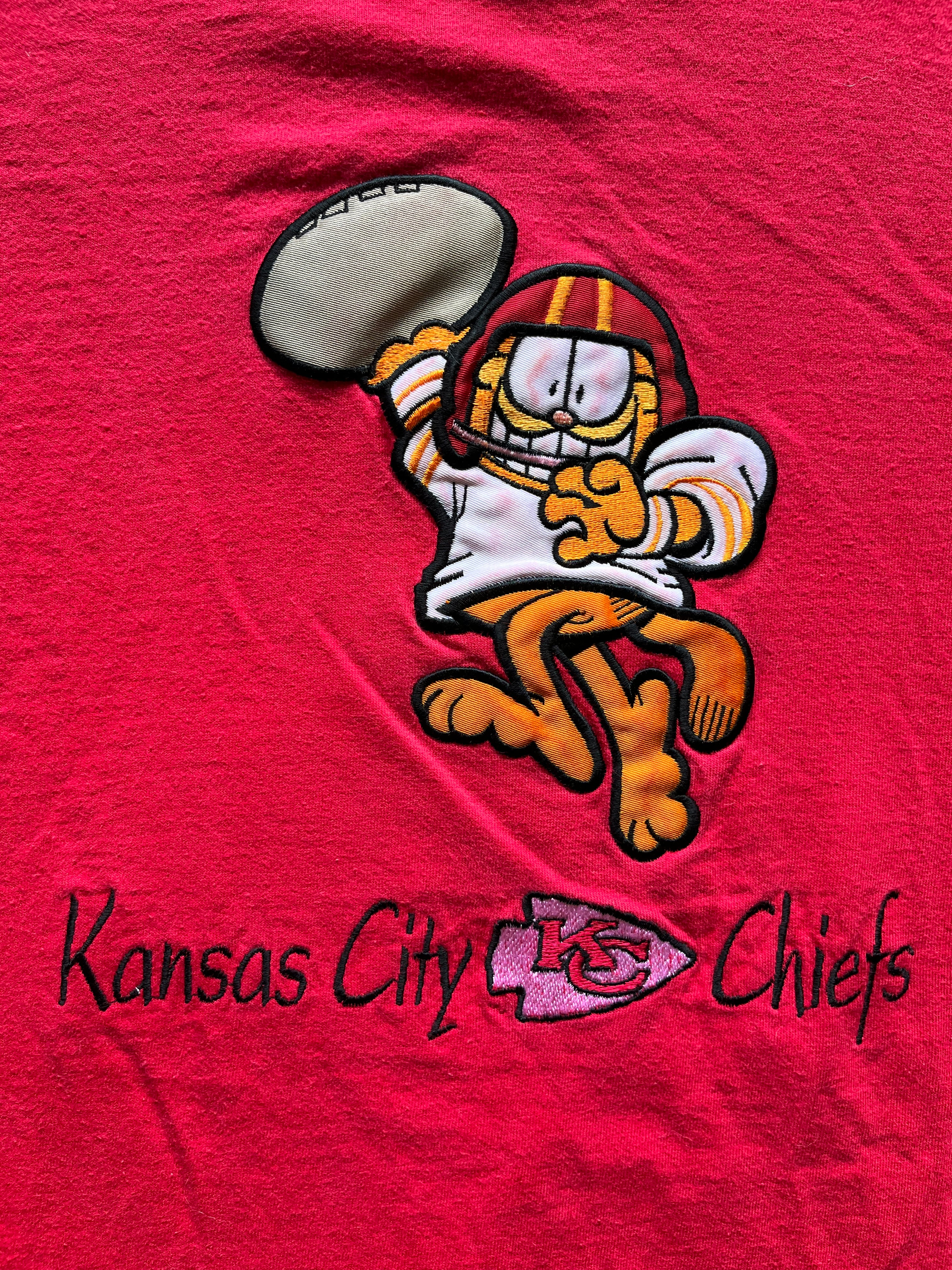 WESTSIDE STOREY VINTAGE | VINTAGE 90S GARFIELD EMBROIDERED CHIEFS TEE - Westside Storey