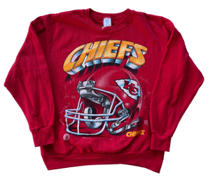 WESTSIDE STOREY VINTAGE | VINTAGE 1996 FACSIMILE AUTO BIG GRAPHIC CHIEFS SWEATSHIRT - Westside Storey