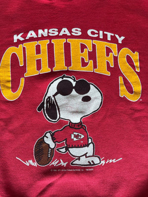 WESTSIDE STOREY VINTAGE | VINTAGE 90S SNOOPY CHIEFS SWEATSHIRT - Westside Storey