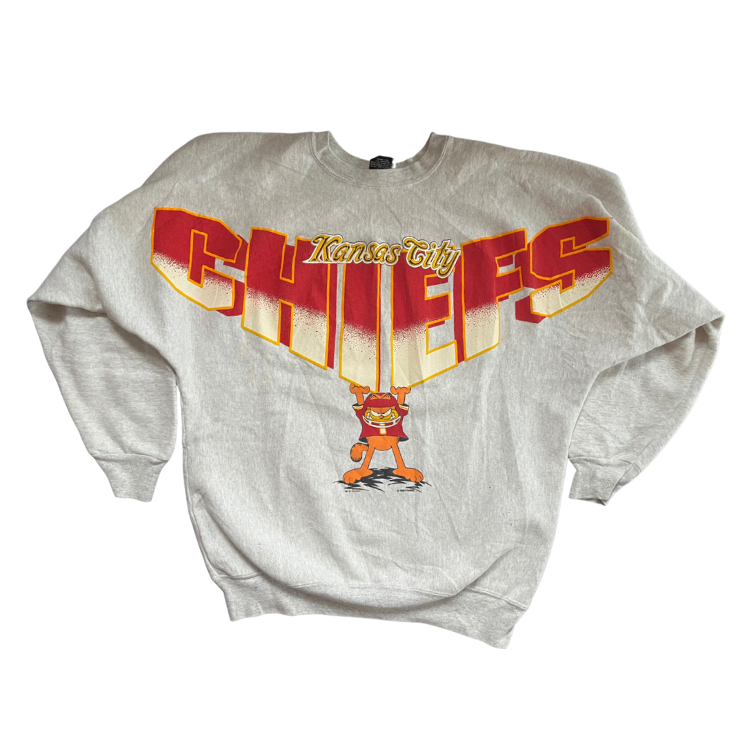WESTSIDE STOREY VINTAGE | VINTAGE 1994 CHIEFS RARE GARFIELD SPELLOUT SWEATSHIRT - Westside Storey