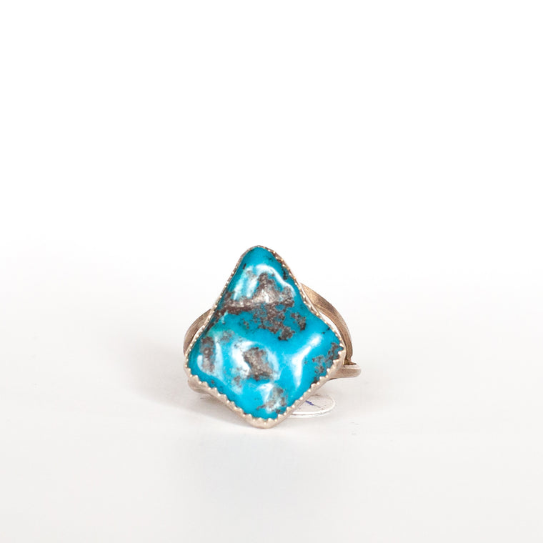 VINTAGE JEWELRY | STERLING TURQUOISE RING (SIZE 7.25)