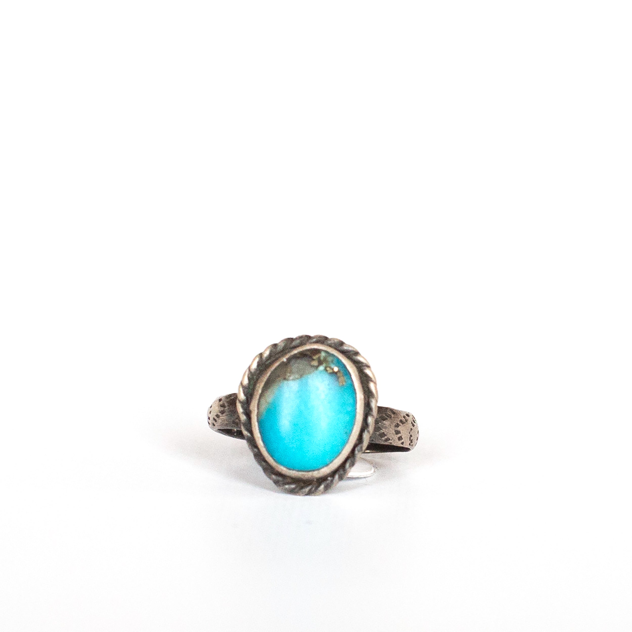 VINTAGE JEWELRY | STERLING TURQUOISE RING (SIZE 4.5) - Westside Storey