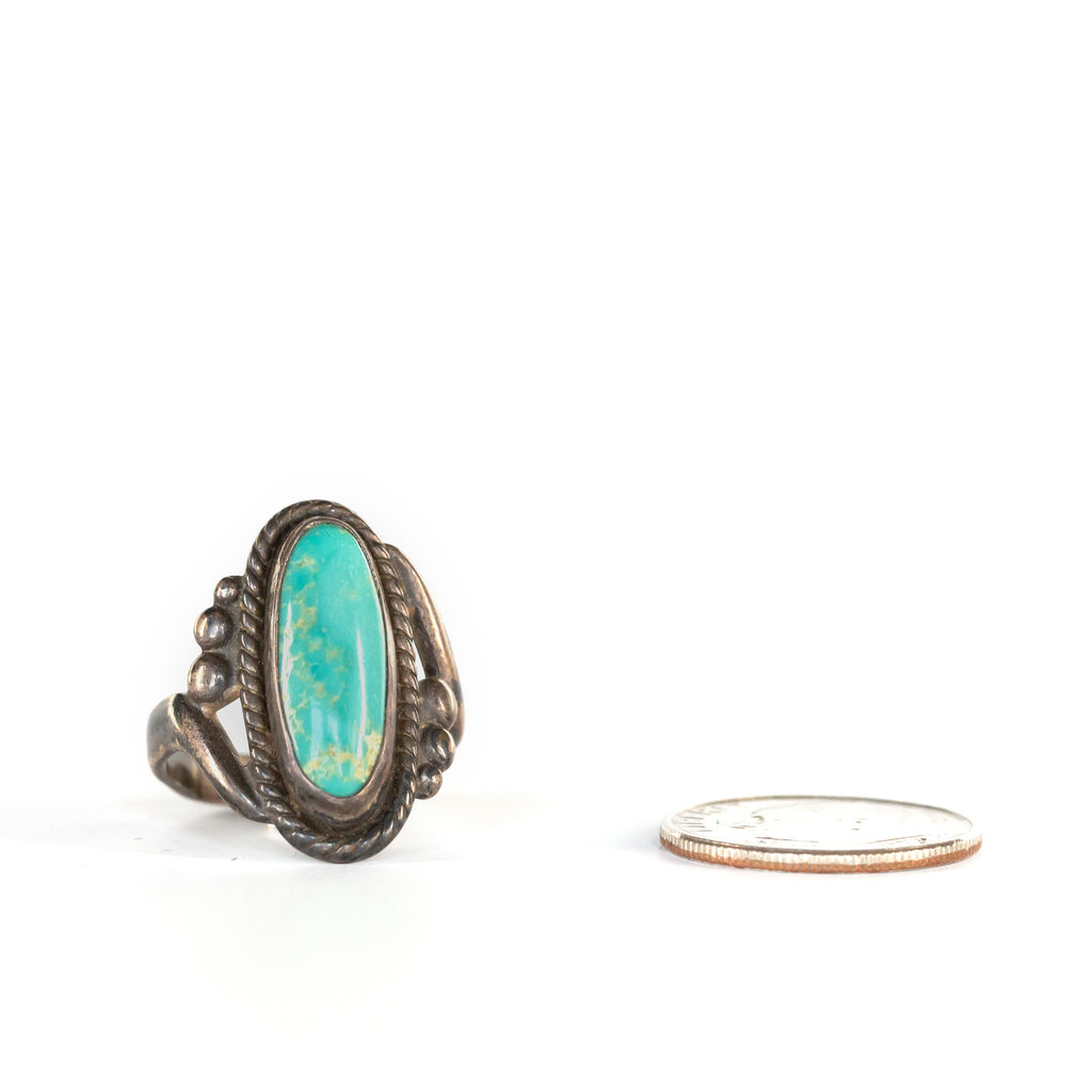 VINTAGE JEWELRY | STERLING TURQUOISE RING (SIZE 5) - Westside Storey