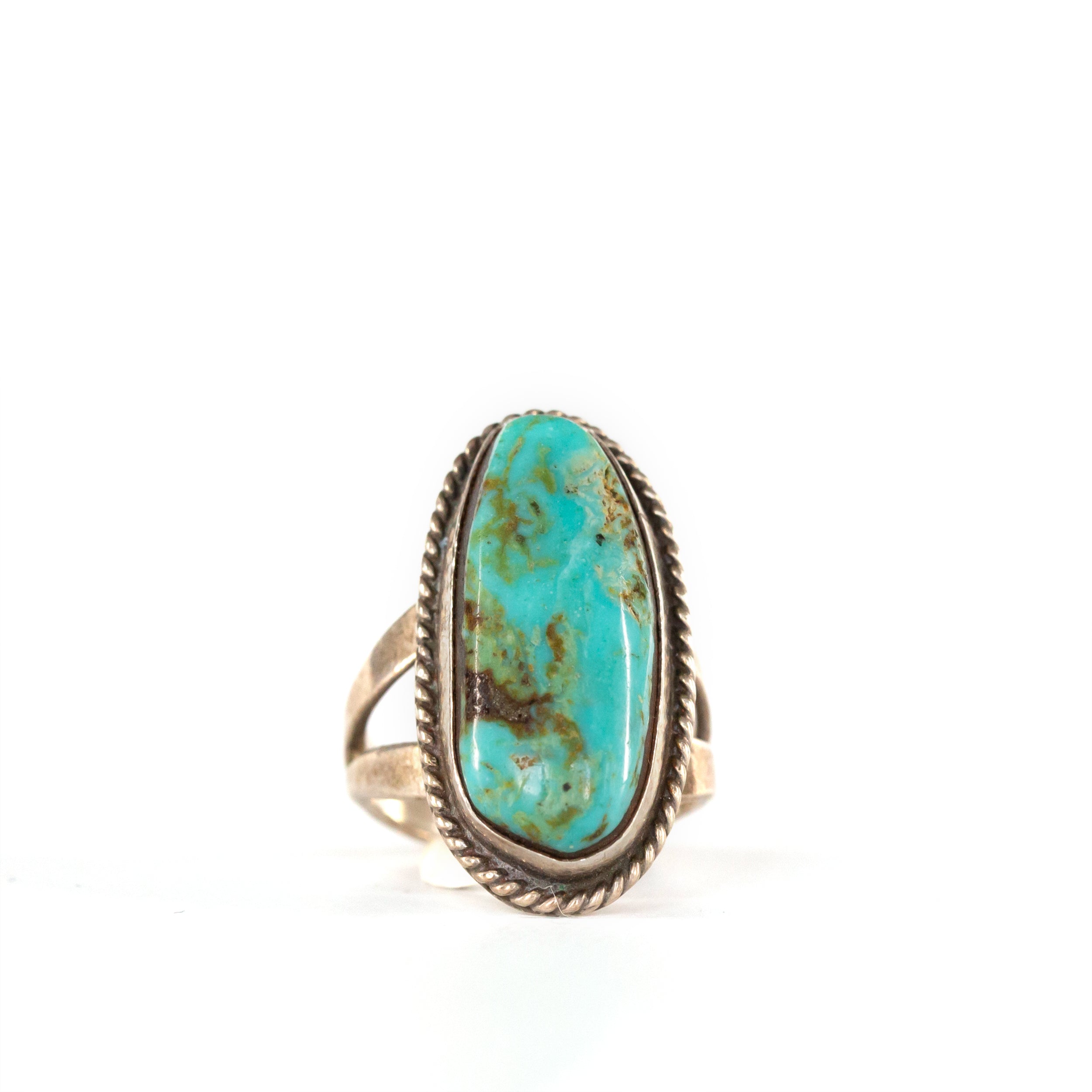 VINTAGE JEWELRY | STERLING TURQUOISE RING (SIZE 4) - Westside Storey