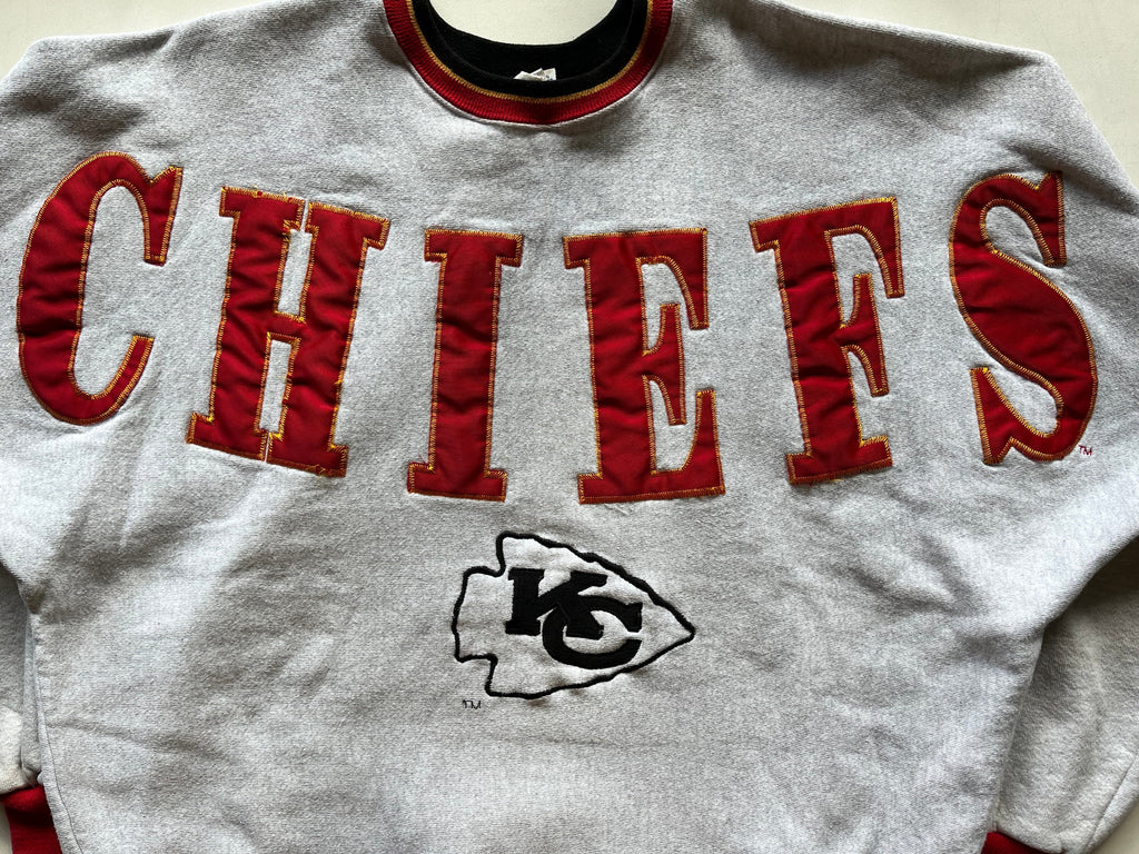 WESTSIDE STOREY VINTAGE | VINTAGE 90S CHIEFS SPELLOUT LEGENDS SWEATSHIRT - Westside Storey