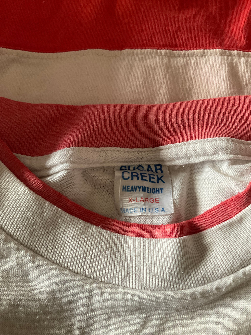 WESTSIDE STOREY VINTAGE | VINTAGE 90'S LOONEY TUNES BUGS, TAZ, SYLVESTER CHIEFS T-SHIRT - Westside Storey