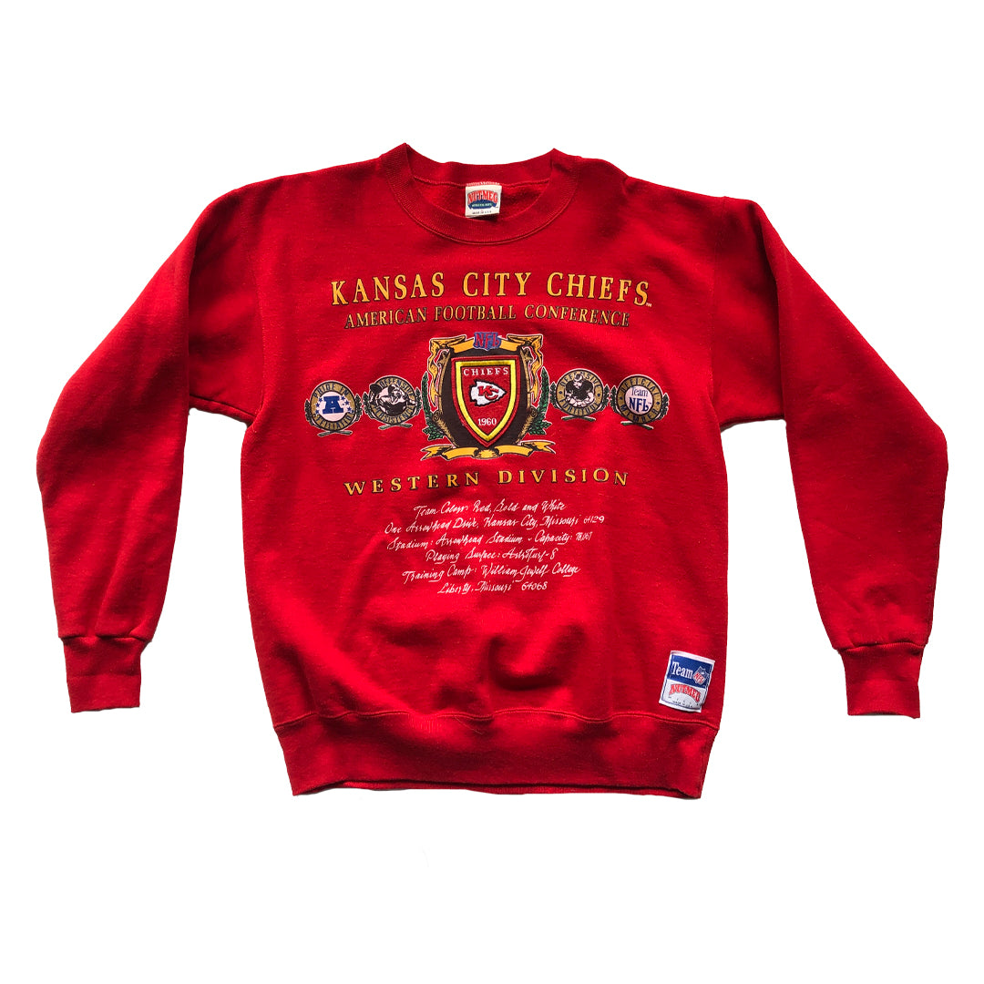 WESTSIDE STOREY VINTAGE | VINTAGE 90'S NUTMEG 1960'S PATCH CHIEFS SWEATSHIRT - Westside Storey
