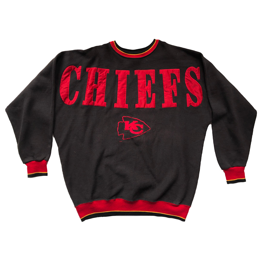WESTSIDE STOREY VINTAGE | VINTAGE 90'S LEGENDS CHIEFS BIG SPELL OUT STITCHED SWEATSHIRT - Westside Storey