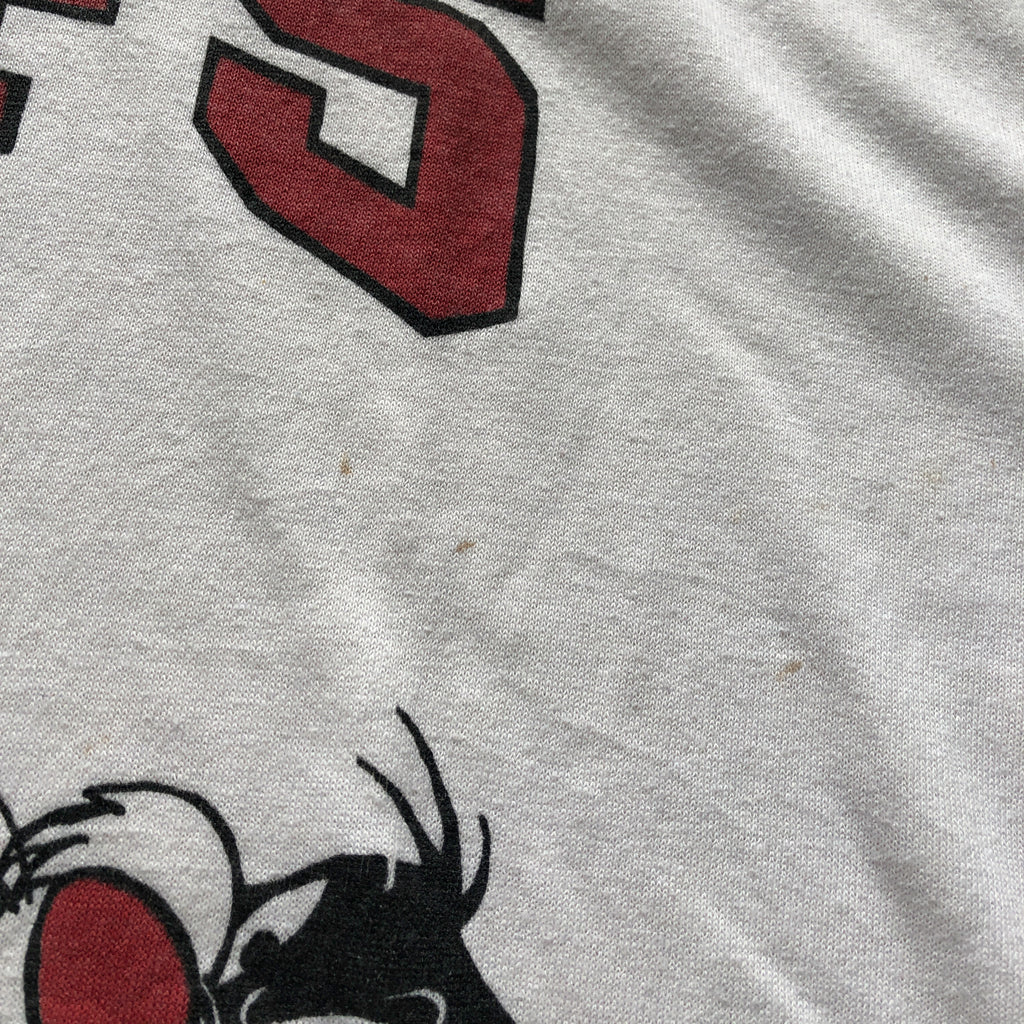 WESTSIDE STOREY VINTAGE | VINTAGE 90'S LOONEY TUNES BUGS, TAZ, SYLVESTER CHIEFS T-SHIRT - Westside Storey