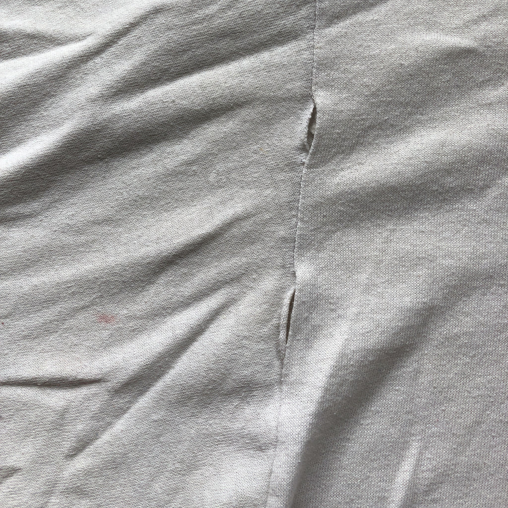 WESTSIDE STOREY VINTAGE | VINTAGE 90'S LOONEY TUNES BUGS, TAZ, SYLVESTER CHIEFS T-SHIRT - Westside Storey